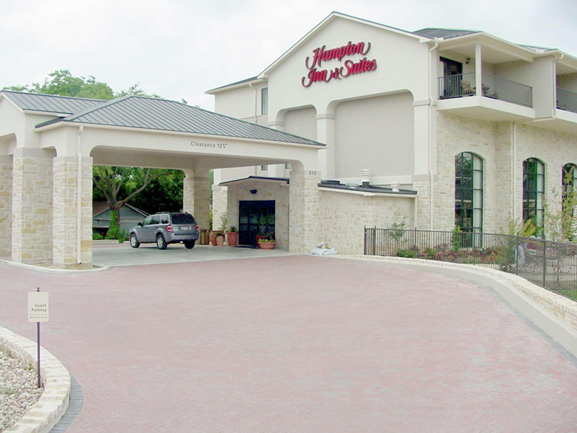 Hampton Inn & Suites Фредериксберг Экстерьер фото
